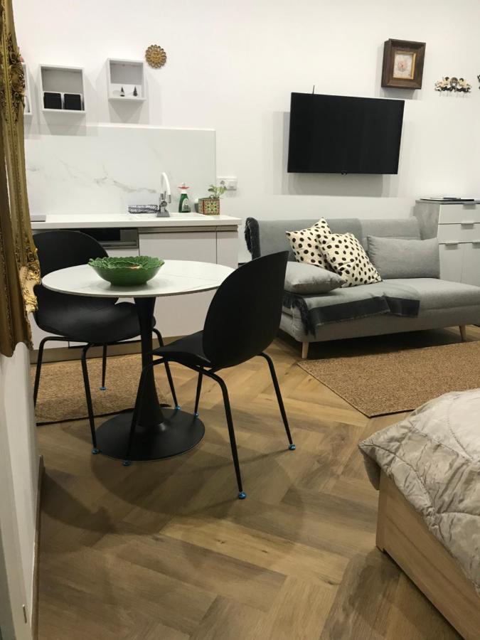 Greatforest Rosehill 2 Apartman -Bmw- デブレツェン エクステリア 写真