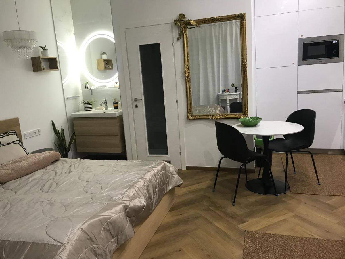 Greatforest Rosehill 2 Apartman -Bmw- デブレツェン エクステリア 写真